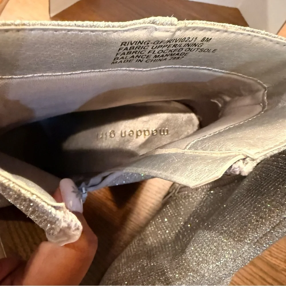 Madden Girl silver Sparkling Silver Ankle Booties. Size 8 - Picture 6 of 6